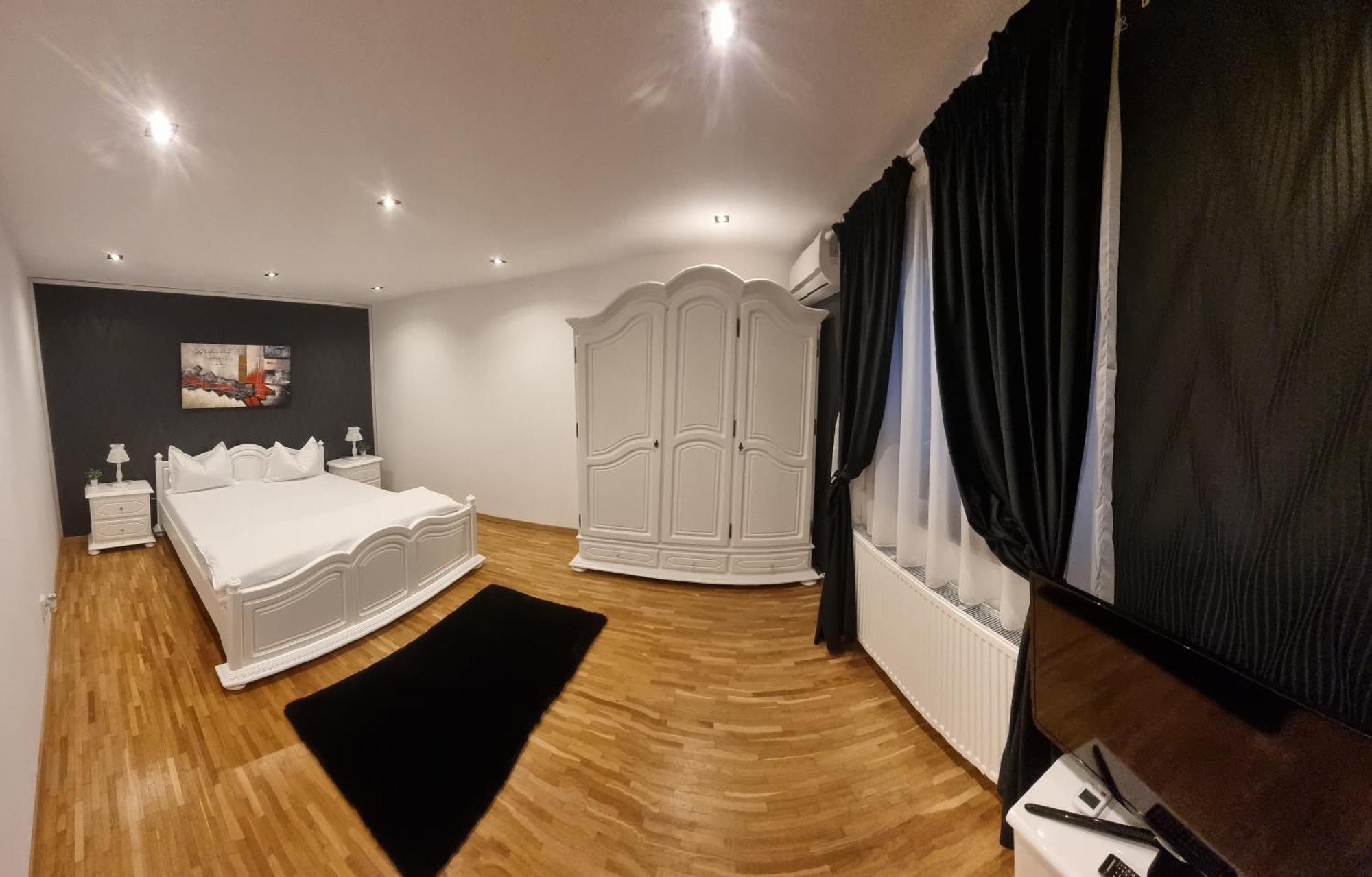 Casa Petcu Hotel Craiova Eksteriør billede